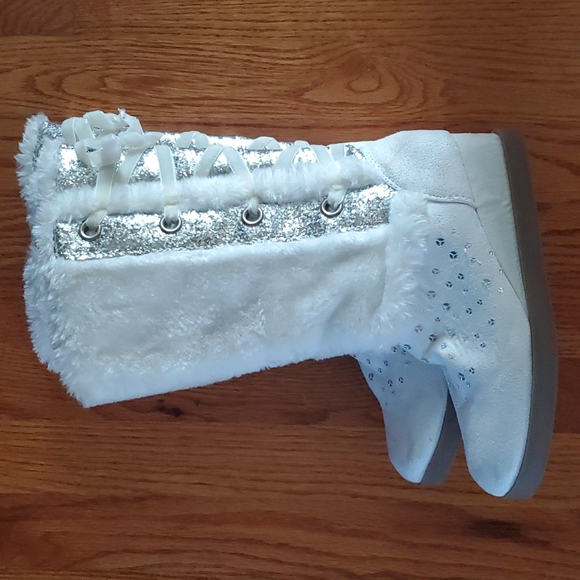 Justice size 5 boots - Picture 5 of 7